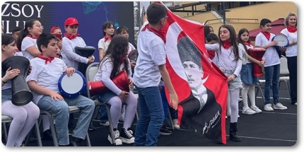 Bulvar AVM 23 Nisan Geleneksel Çocuk Şenliği Şehrin Merkezinde Başladı